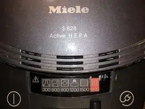 Miele S828 Vacuum cleaner Disassembly