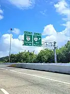 PR-22 east approaching exits 7A-B to PR-165 in Pueblo Viejo, Guaynabo