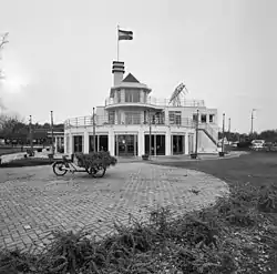 Pavilion De Bloemert