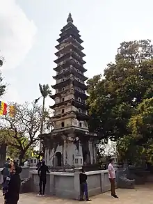 Phổ Minh Pagoda, Phổ Minh Temple, constructed during the Trần dynasty